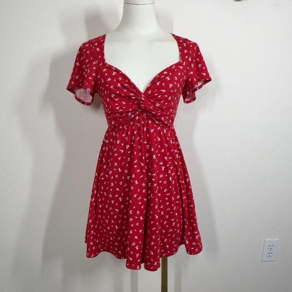 Urban Outfitters Romper Womens Small Red Floral Sweetheart Summer Coquette